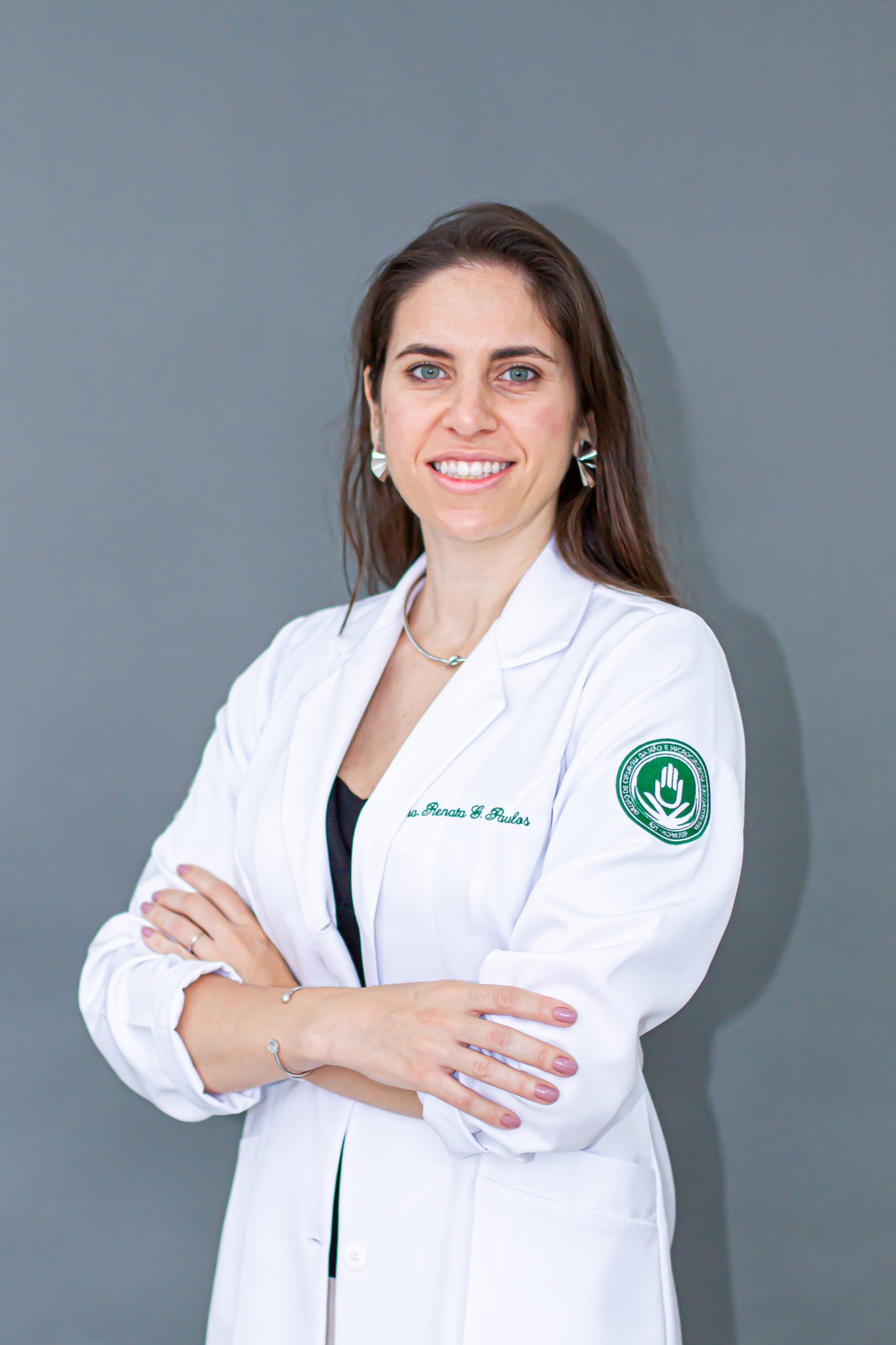 Médica Ortopedista e Cirurgiã da Mão e Microcirurgia 